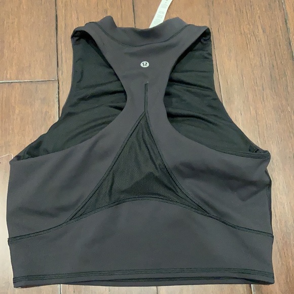 Everlux and mesh cropped tank top lululemon bra - Picture 2 of 2